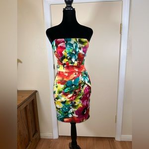 🥉 Junior’s Speechless Floral Strapless Mini Dress Size 1